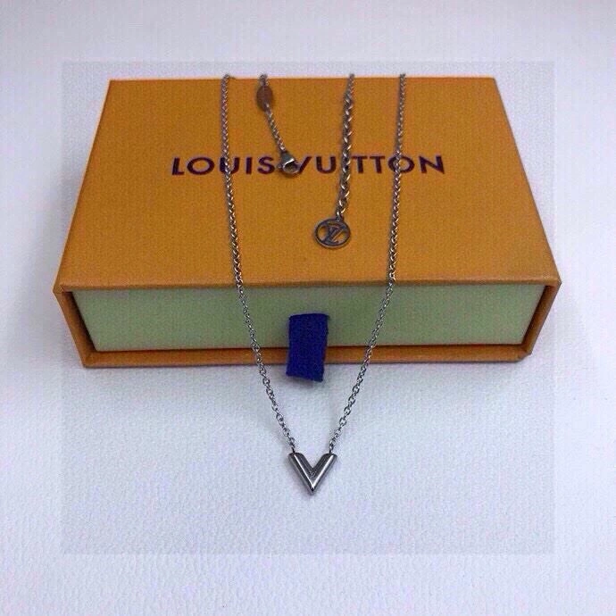 Sustainable Louis Vuitton Necklaces 268307