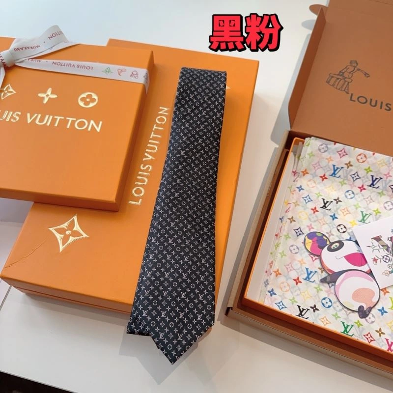 Louis Vuitton Neckties UrbanChic 268583