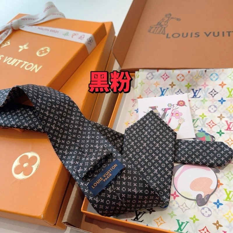 Louis Vuitton Neckties UrbanChic 268583
