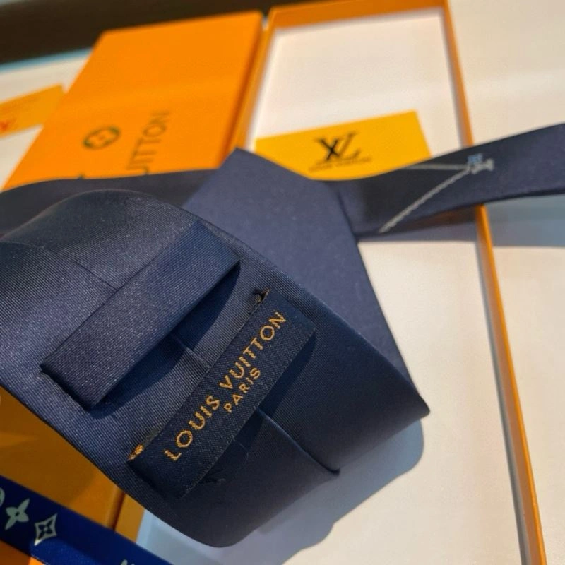 Louis Vuitton Neckties Elegant 268554