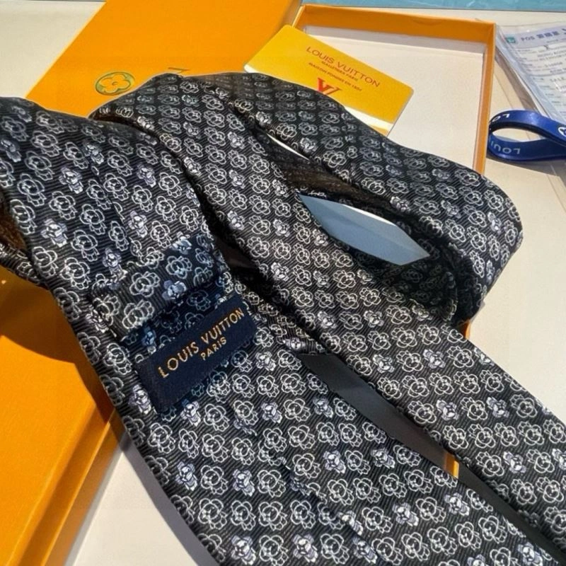 WellDesigned Louis Vuitton Neckties 268548