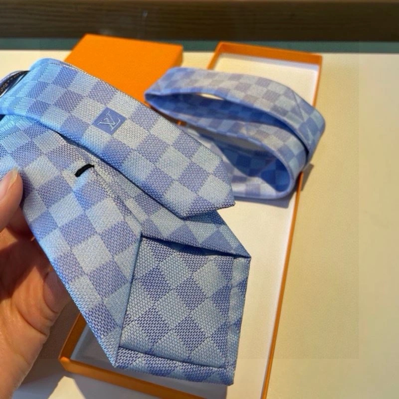 Louis Vuitton Neckties Sporty 268527