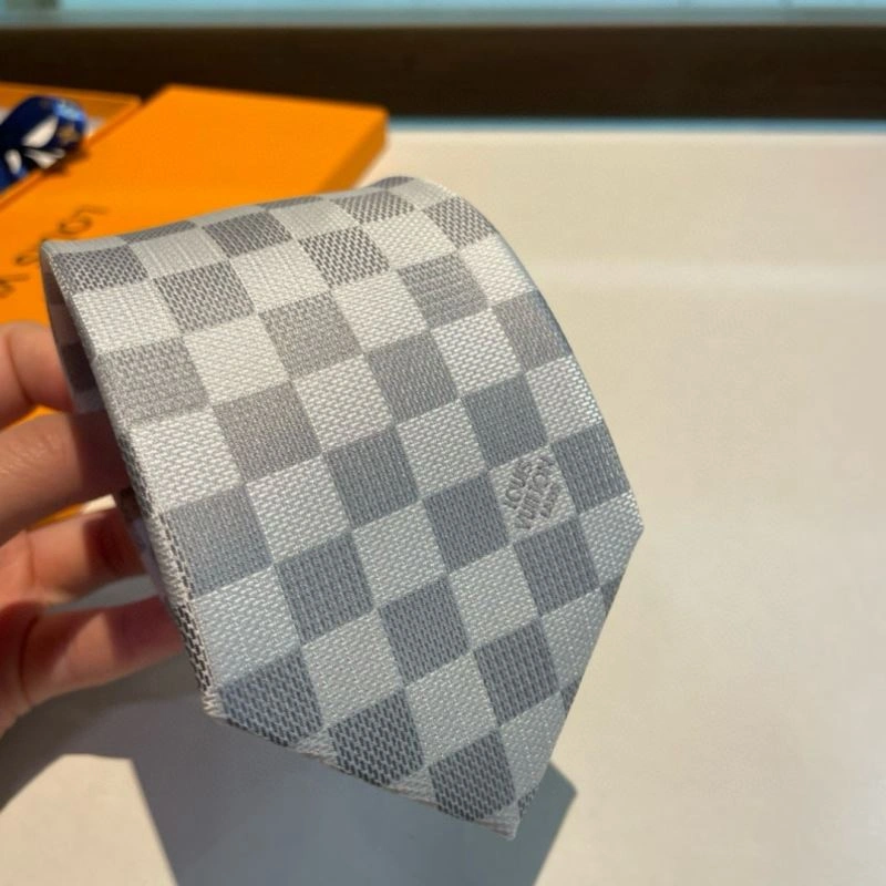 Louis Vuitton Neckties Refined 268518