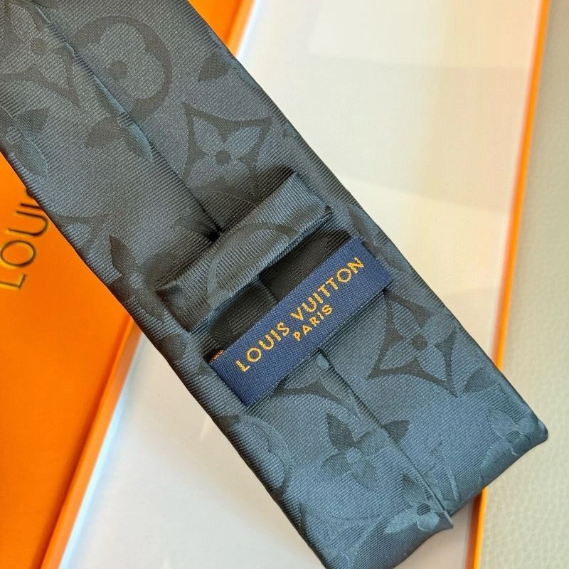 Louis Vuitton Neckties Durable 268487