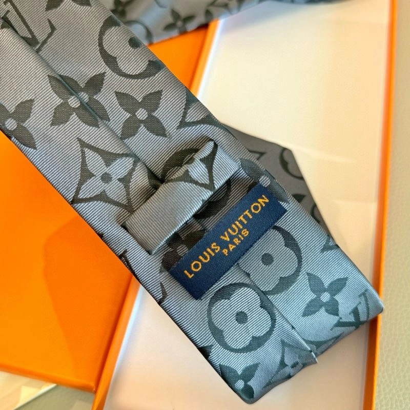 Louis Vuitton Neckties Comfortable 268472