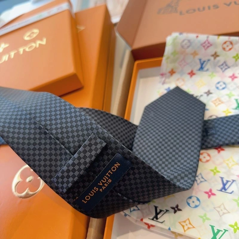Louis Vuitton Neckties OnTrend 268461