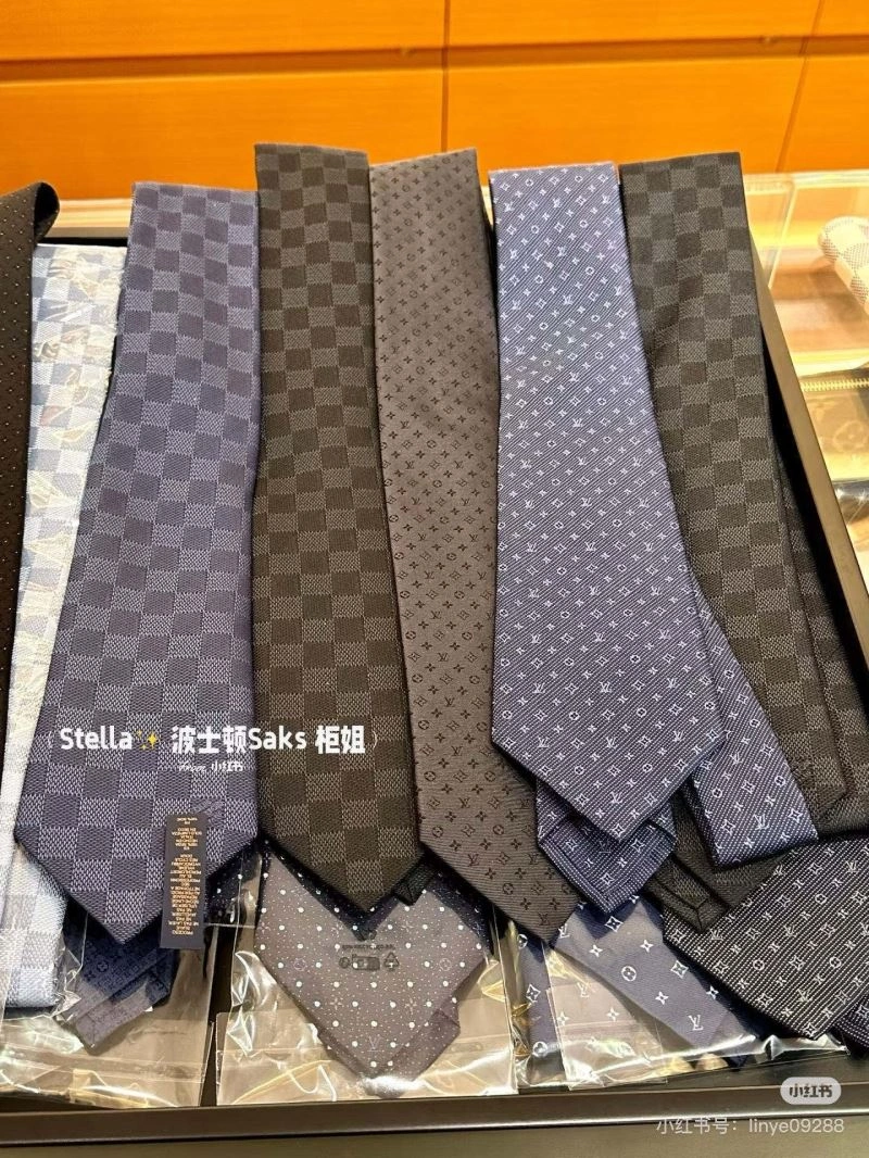 Louis Vuitton Neckties TravelReady 268453