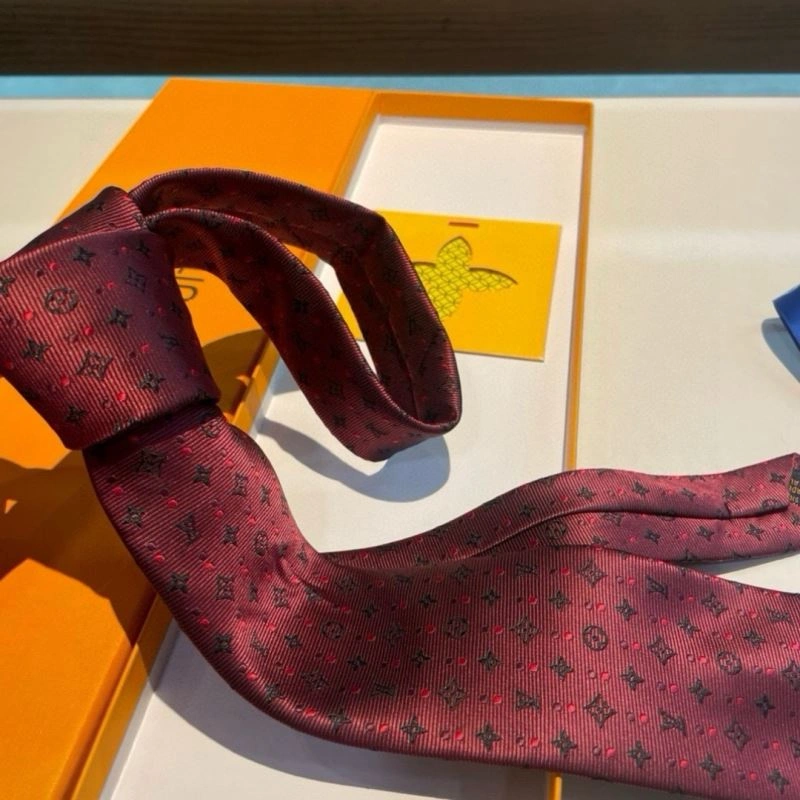 Louis Vuitton Neckties Fashionable 268436