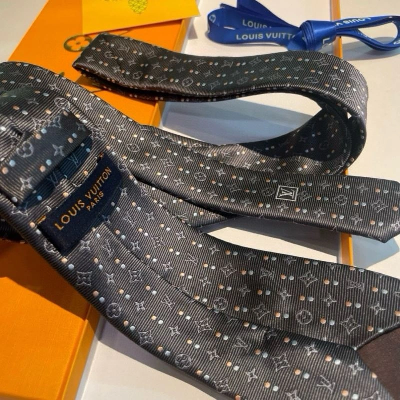 Unisex Louis Vuitton Neckties 268432