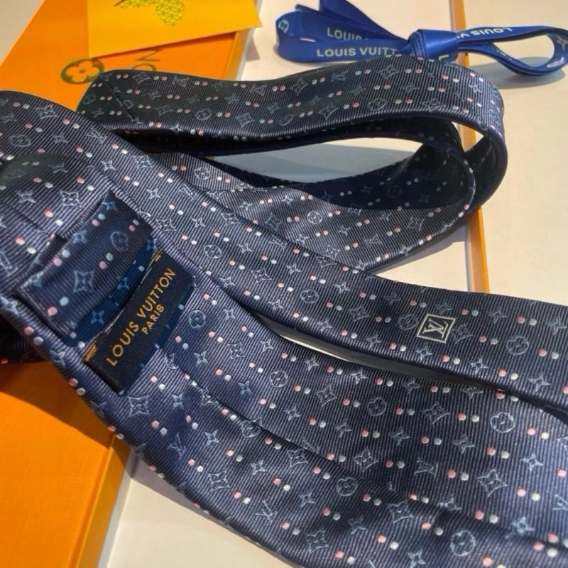 Louis Vuitton Neckties Modern 268430