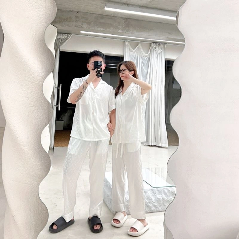 Louis Vuitton Nightwear Casual 269056
