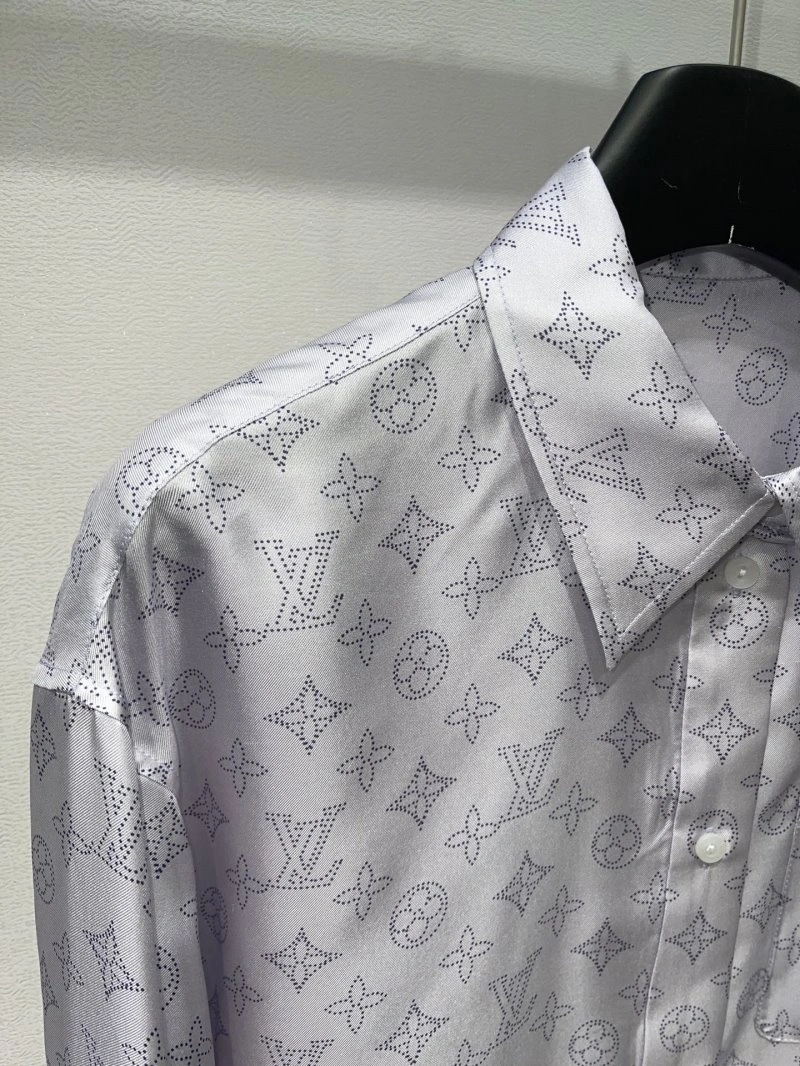 Louis Vuitton Nightwear Premium 131056