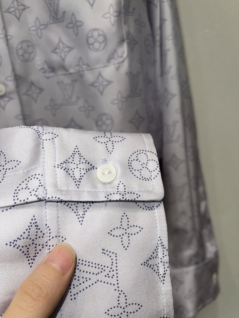 Louis Vuitton Nightwear Premium 131056