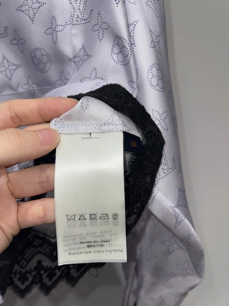 Louis Vuitton Nightwear Premium 131056