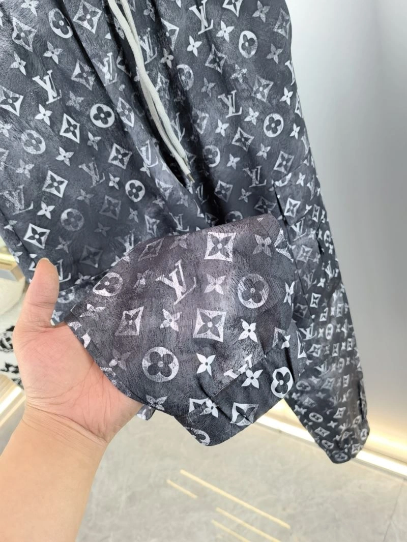 Practical Louis Vuitton Nightwear 132982