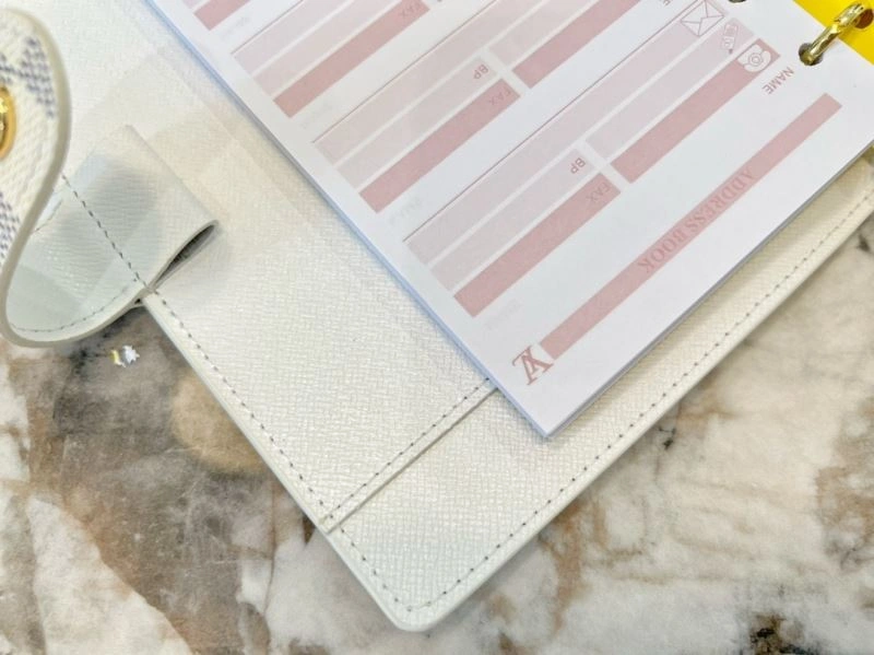 Louis Vuitton Notepads Contemporary 269097