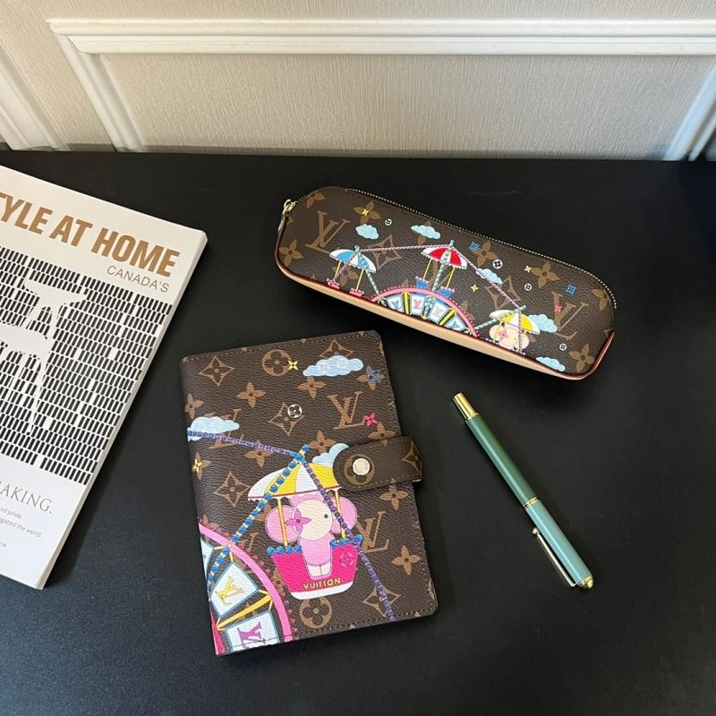 EyeCatching Louis Vuitton Notepads 269092