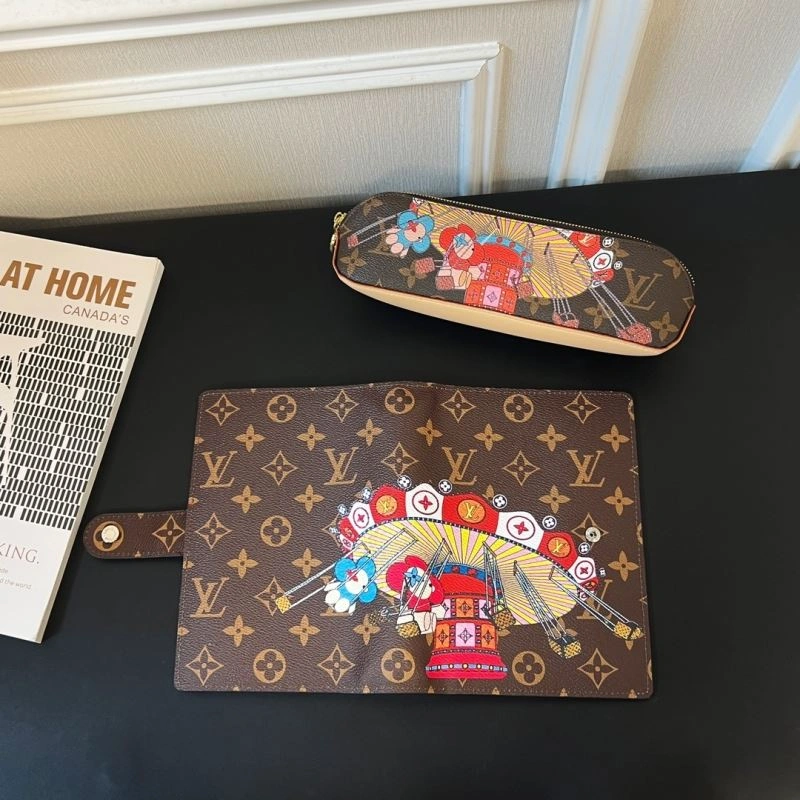 Stretchable Louis Vuitton Notepads 269086