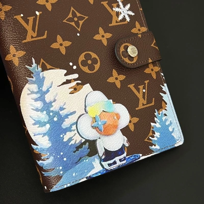 Neat Louis Vuitton Notepads 269083