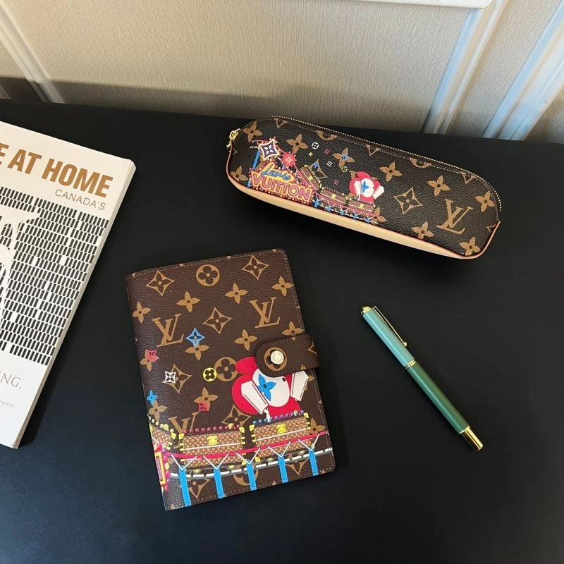 WellDesigned Louis Vuitton Notepads 269084