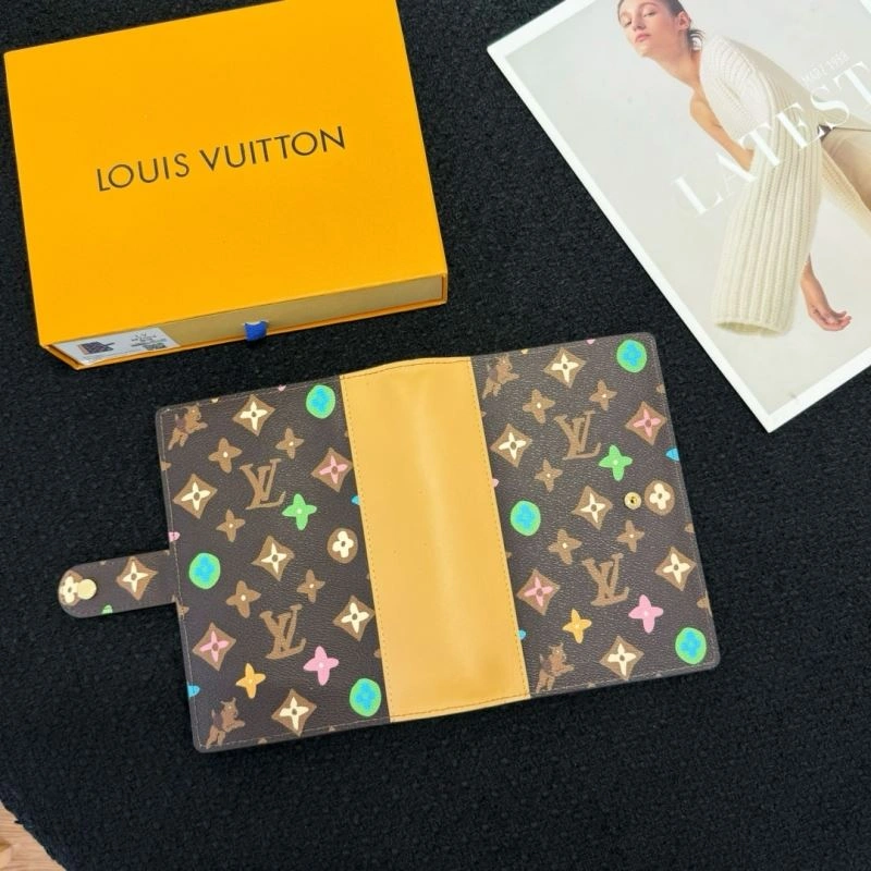 Practical Louis Vuitton Notepads 269075