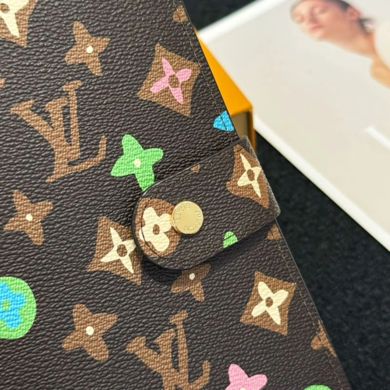 Practical Louis Vuitton Notepads 269075