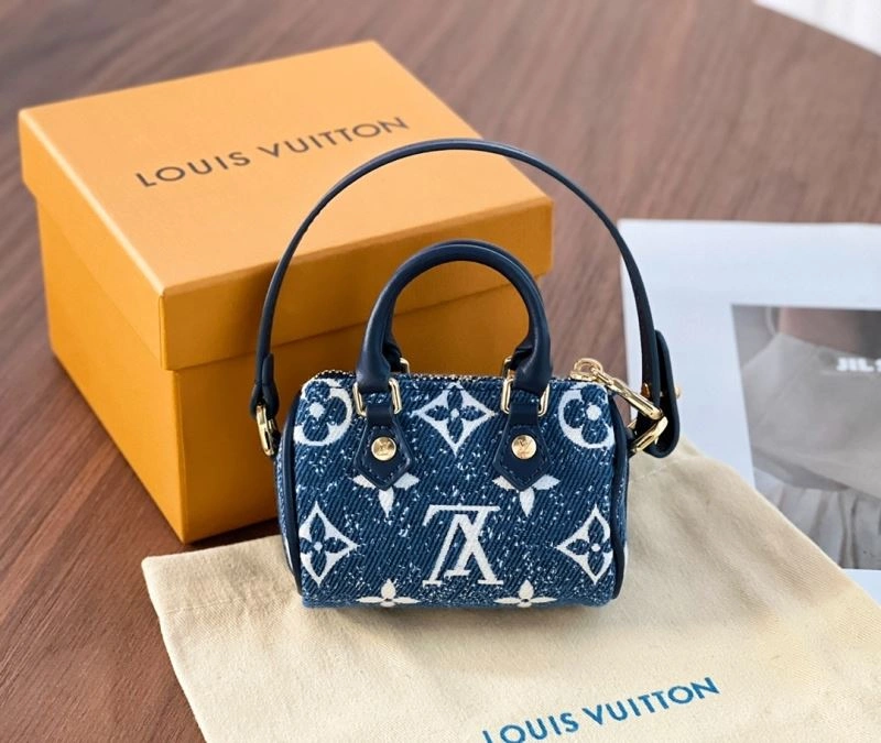 HighPerformance Louis Vuitton Ornaments 269866