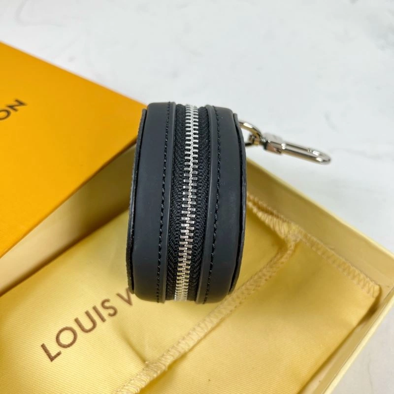 Louis Vuitton Ornaments Unisex 269858