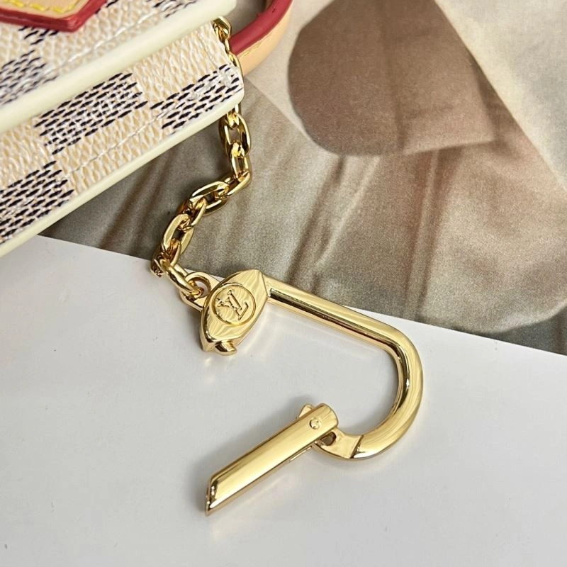 Louis Vuitton Ornaments FreshLook 269853
