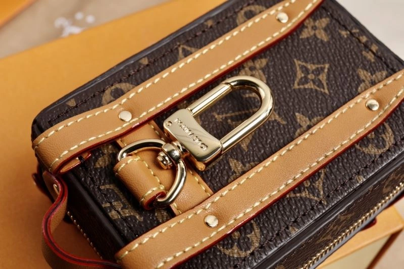 Louis Vuitton Ornaments StreetReady 269847