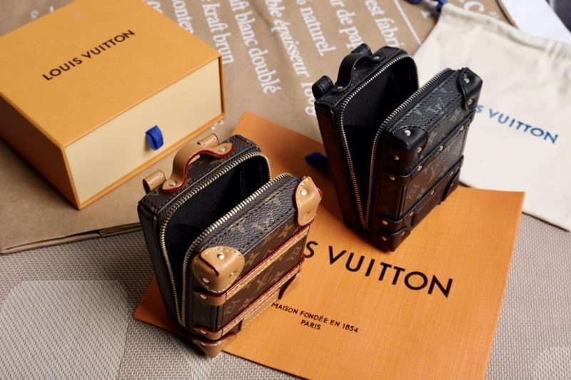 Louis Vuitton Ornaments StreetReady 269847