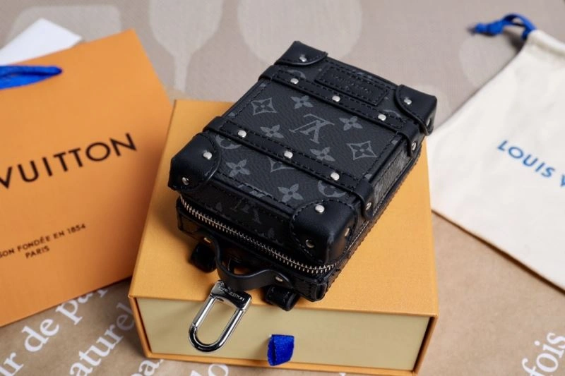 Louis Vuitton Ornaments ModernLook 269862