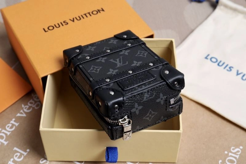 Louis Vuitton Ornaments ModernLook 269862