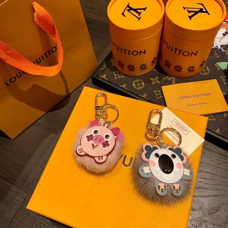 Louis Vuitton Ornaments Casual 269838
