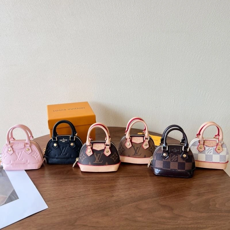 Contemporary Louis Vuitton Ornaments 269834