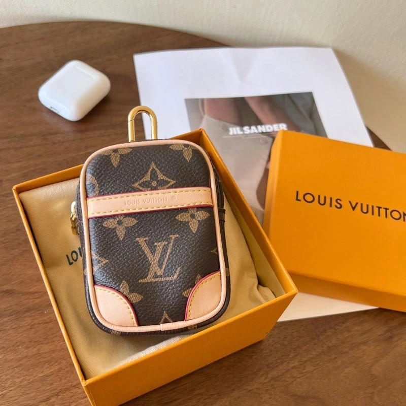 MoistureWicking Louis Vuitton Ornaments 269833