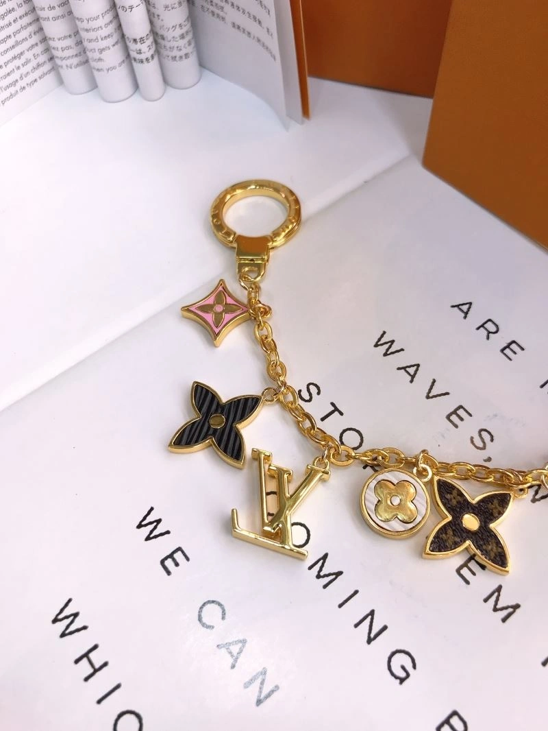 Louis Vuitton Ornaments ModernLook 269830