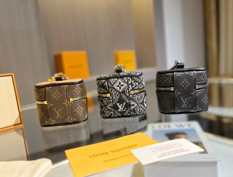 Louis Vuitton Ornaments FreshLook 269828