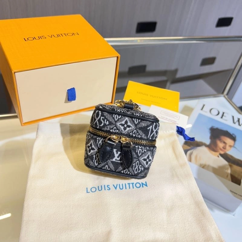 Louis Vuitton Ornaments FreshLook 269828