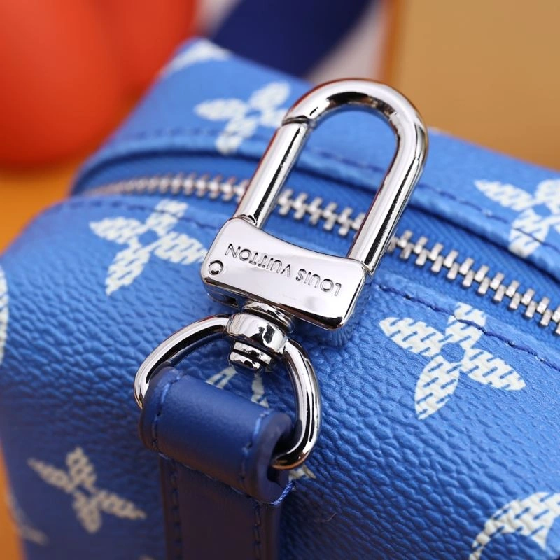 Louis Vuitton Ornaments Sleek 269823