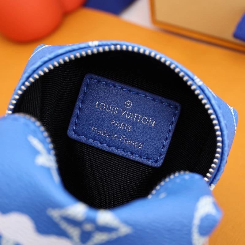Louis Vuitton Ornaments Sleek 269823
