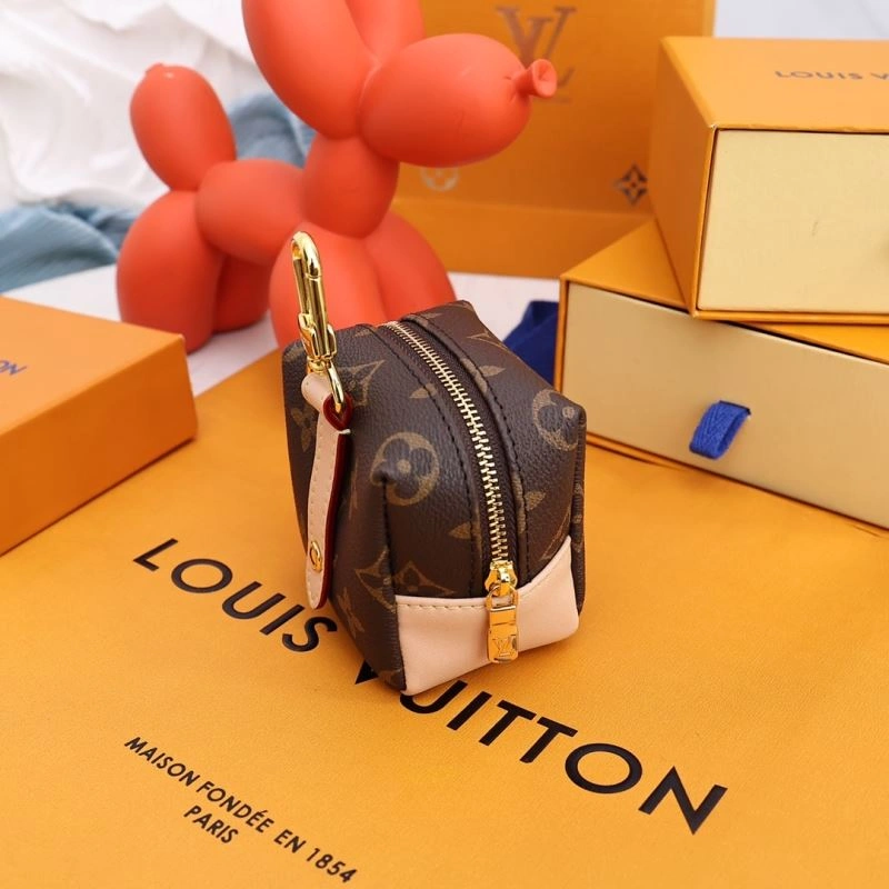 Louis Vuitton Ornaments Fashionable 269821