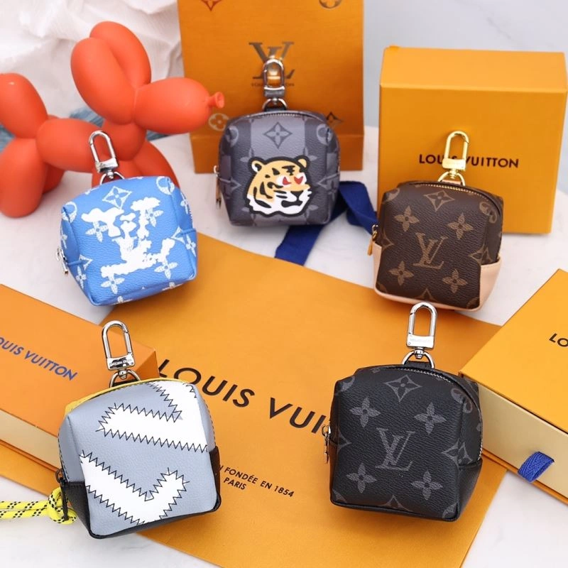 Louis Vuitton Ornaments Fashionable 269821