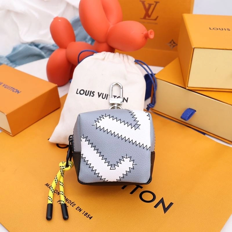 Louis Vuitton Ornaments FashionForward 269807