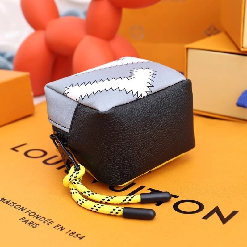 Louis Vuitton Ornaments FashionForward 269807
