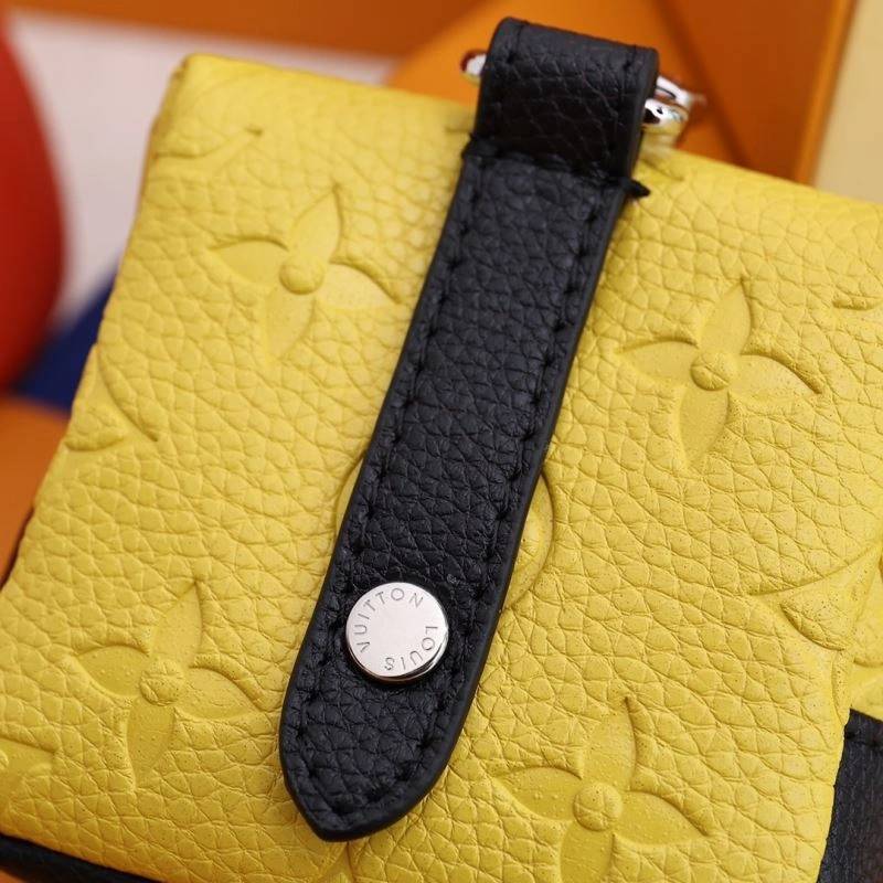 Louis Vuitton Ornaments FashionForward 269807