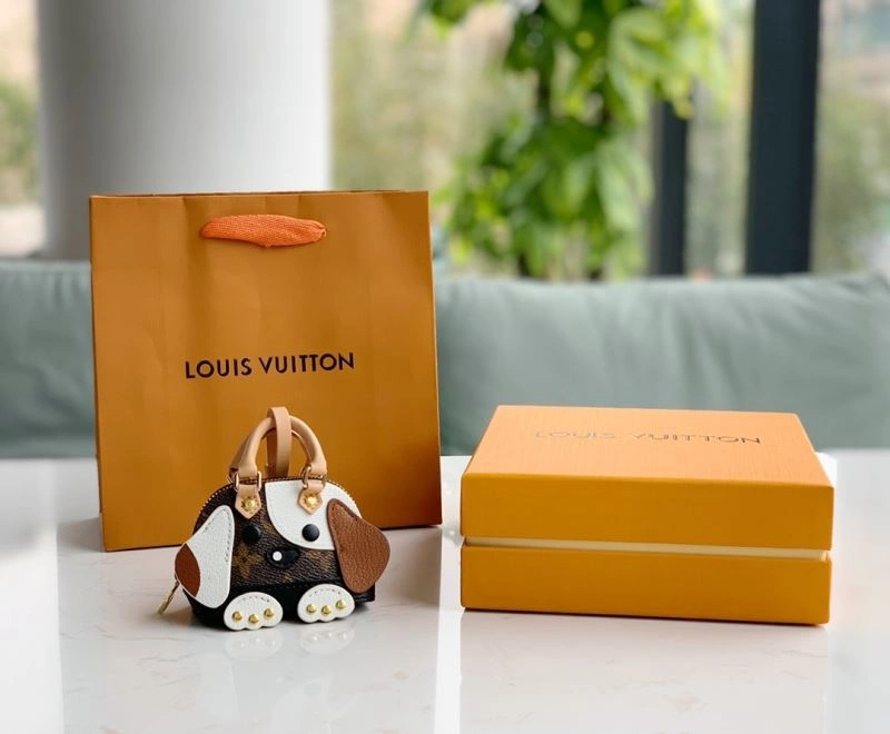 Packable Louis Vuitton Ornaments 269798