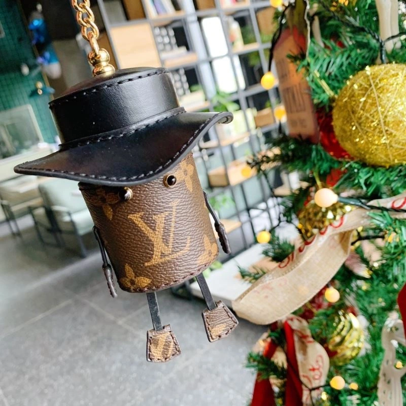 Breathable Louis Vuitton Ornaments 269799