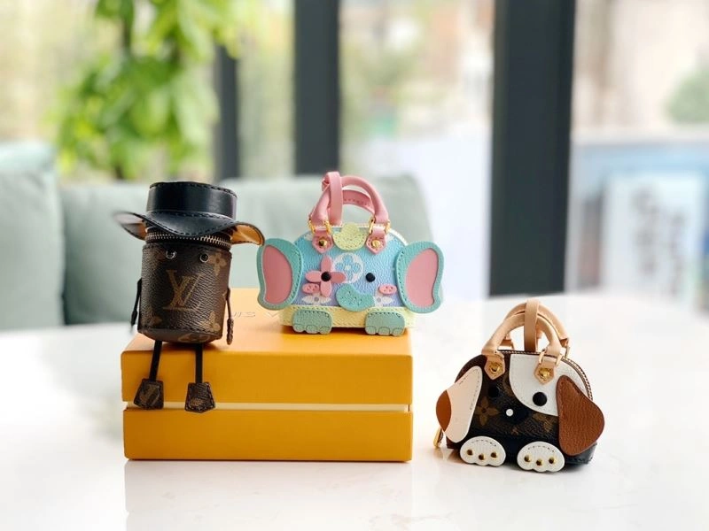 Breathable Louis Vuitton Ornaments 269799