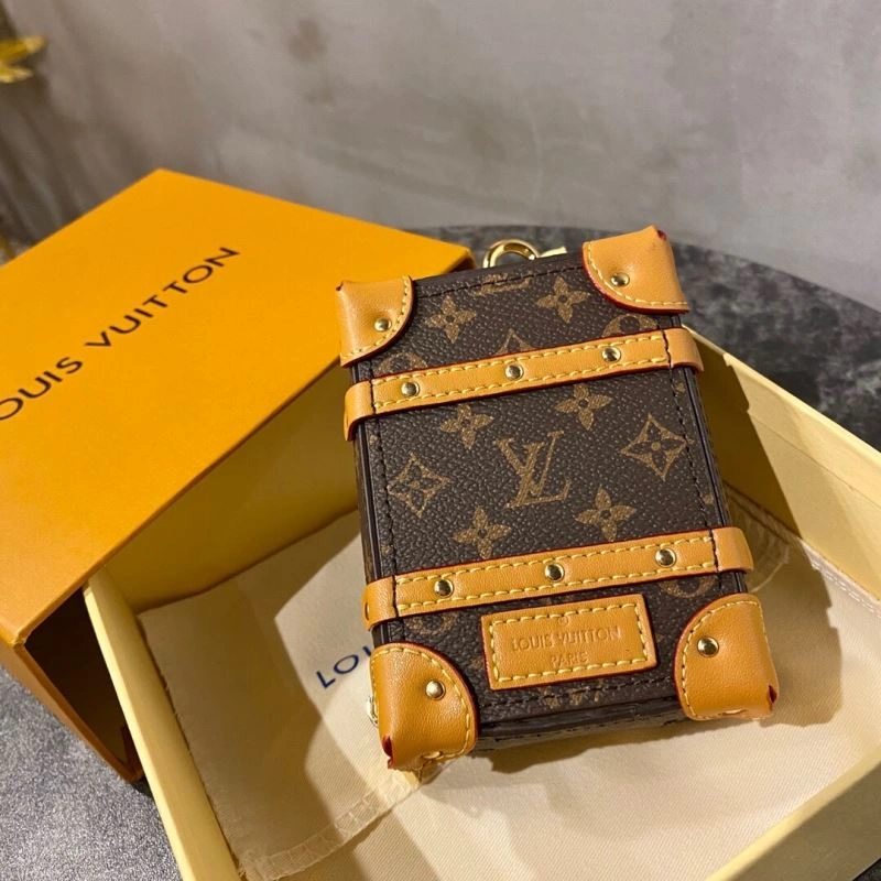 Original Louis Vuitton Ornaments 269788